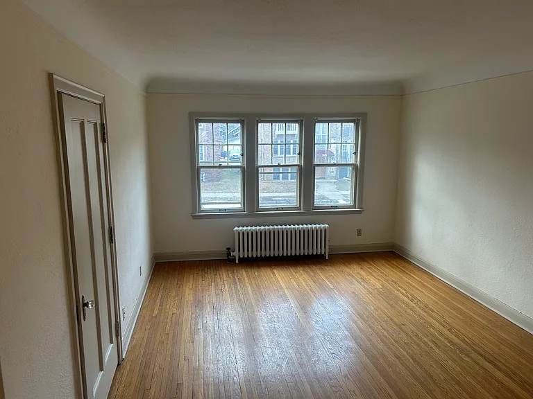 3519 Emerson Ave S #101 — Photo 5
