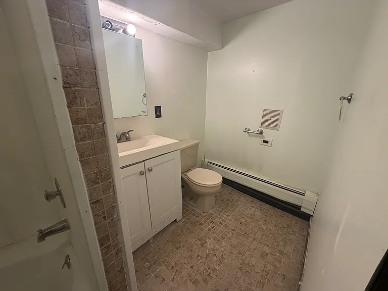 94 Philip St #1 — Photo 4