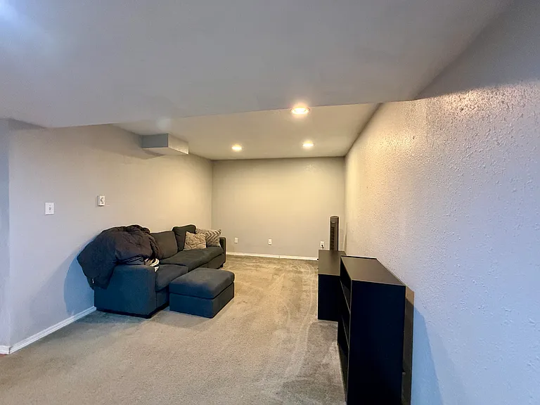 515 NW Irving St #A — Photo 28