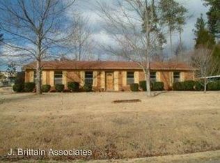 1300 Birchwood Dr, Anniston, AL 36207