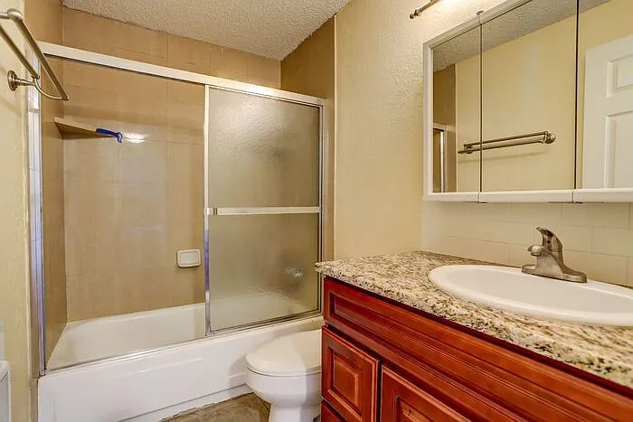 4811 SE Boardman Ave #18 — Photo 16