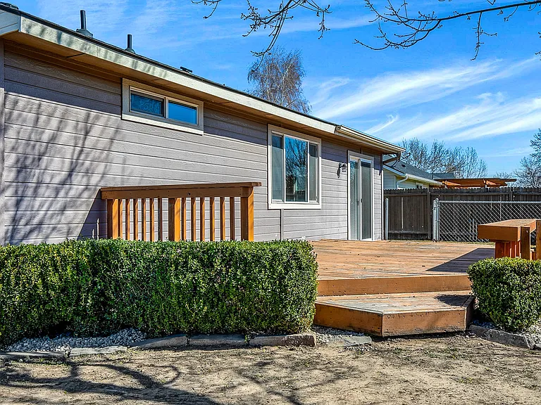 1671 E Kamay Ct — Photo 24