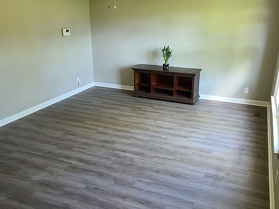 2nd image of 323 Mills Dr