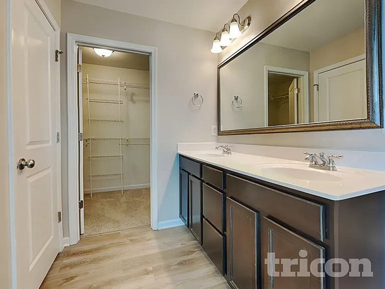 539 Branch Wood Dr — Photo 10