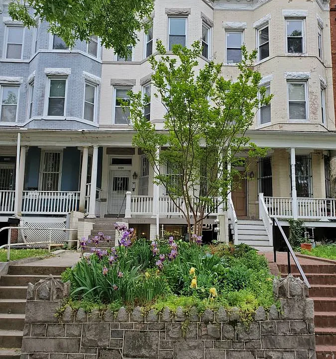 1299 Irving St NW #1