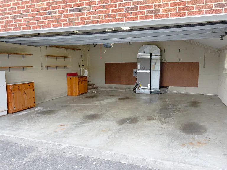10521 Chalkley Rd — Photo 18