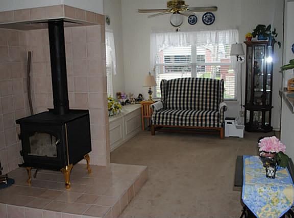 4th image of 4113 Gardner Dr