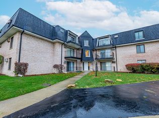 7000 Mather Ave APT 304, Chicago Ridge, IL 60415