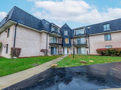 7000 Mather Ave APT 304, Chicago Ridge, IL, 60415