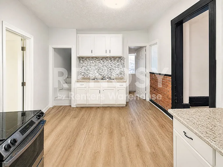 3015 Girard Ave N #1 — Photo 3