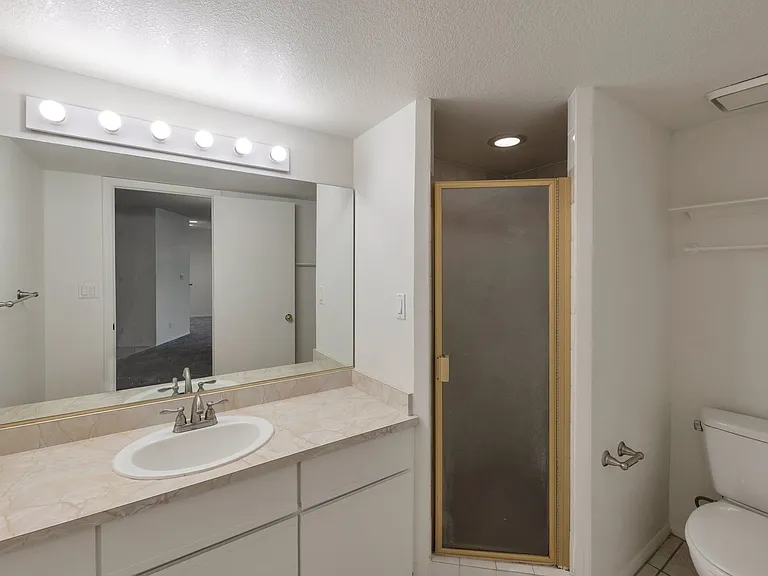 16739 E El Lago Blvd #205 — Photo 8
