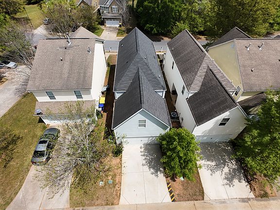 4th image of 13 Preserve Dr