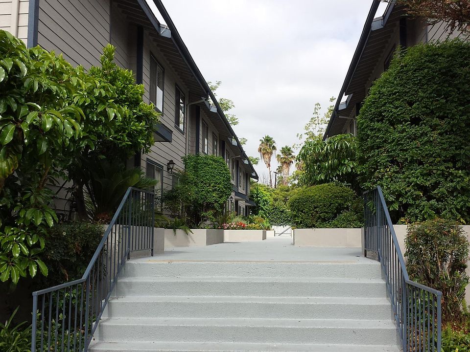 1st image of 55 N Mar Vista Ave APT 3