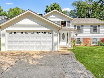 1020 Shadowoak Dr, Ballwin, MO, 63021