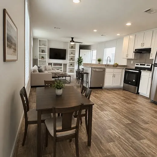 Eat in Kitchen