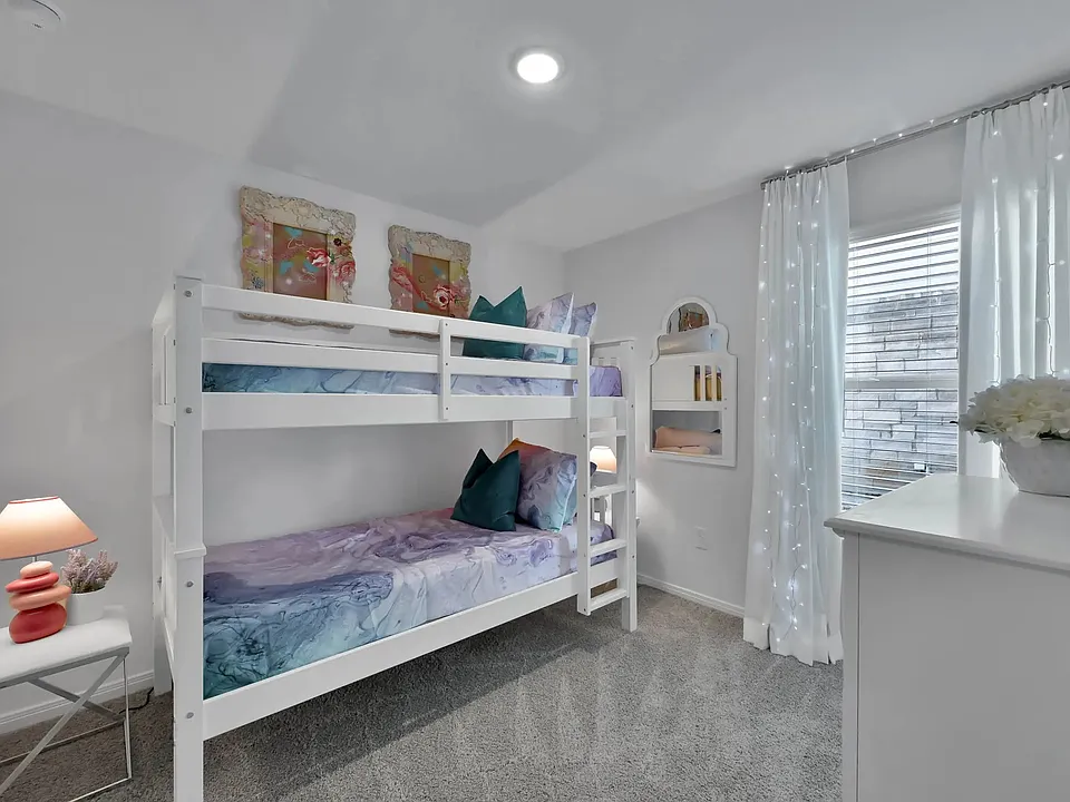 Discover the perfect blend of comfort and style at Esperanza at Wild Orchid. This beautifully designed space offers cozy bunk beds, a serene atmosphere, and modern finishes. Don't miss out on your dream living experienceschedule a tour today!