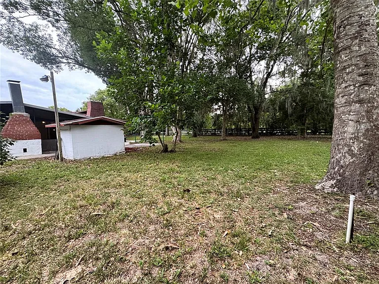 8225 E Highway 25 — Photo 64