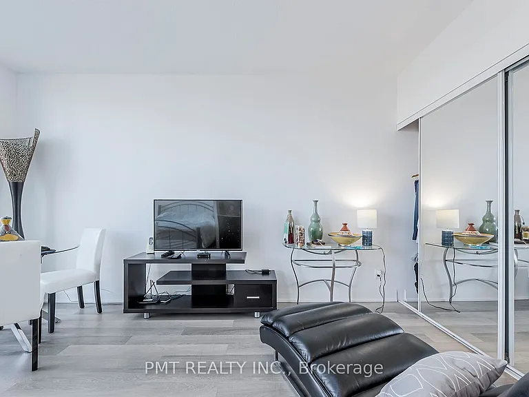 56 Annie Craig Dr #304 — Photo 10