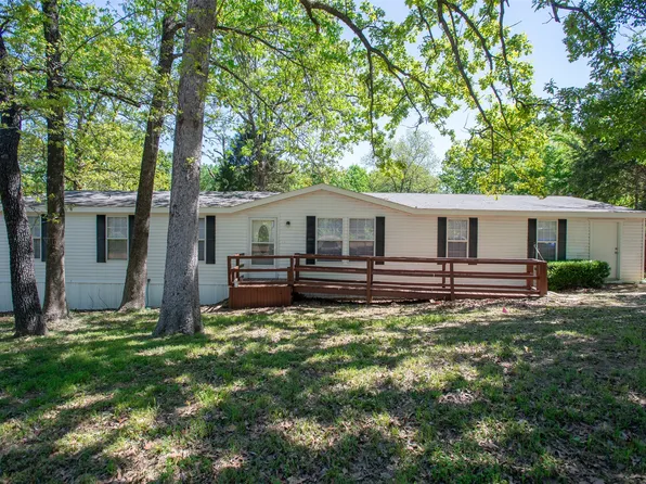 5950 Cherokee Ln, Malakoff, TX 75148