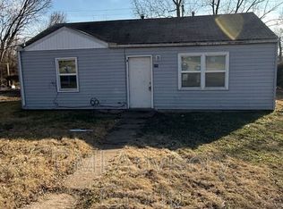 529 SE 36th St, Topeka, KS 66605