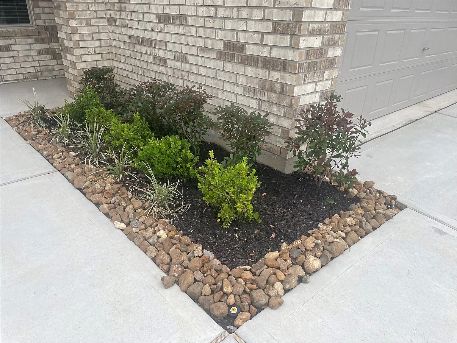 3 bed, 1248 sqft, $2,000 — Photo 3