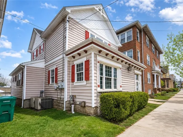 132 S 7th St, Indiana, PA 15701
