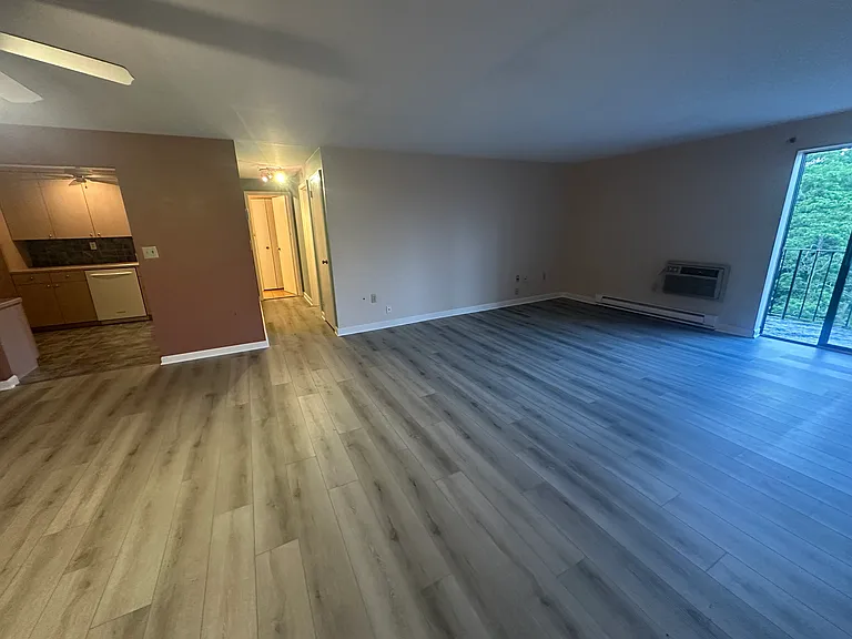 1321 Worcester Rd #612 — Photo 6