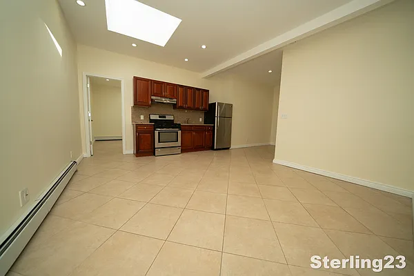 Rented by Sterling Realty Solution Inc | media 4