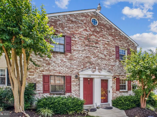 11135 Little Brook Ln, Fairfax, VA 22030