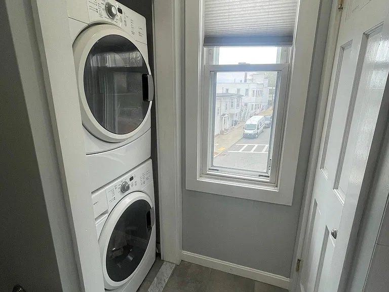 150 Leyden St #4 — Photo 14