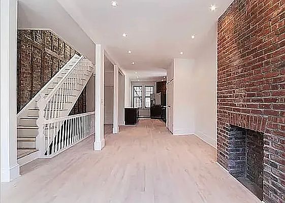 1st image of 957 Saint Nicholas Ave #1