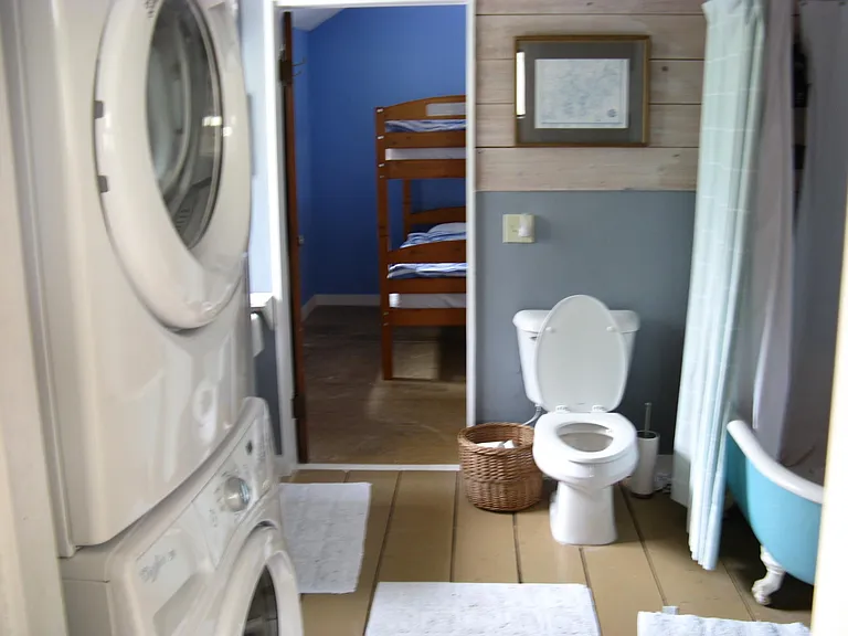 upstairs bath w clawfoot tub and new washer dryer