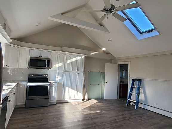 5th image of 55 Holten St #2