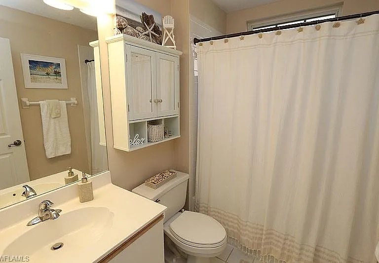 7058 Barrington Cir #102 — Photo 11