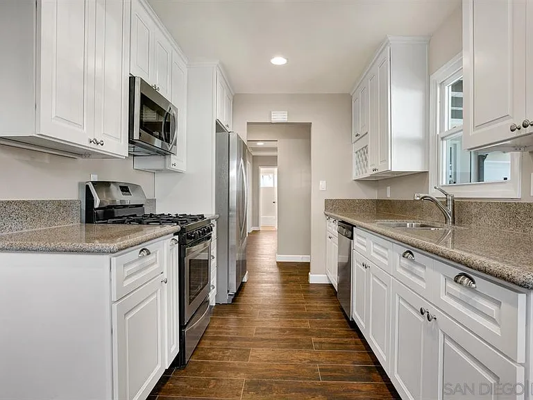 13041 Morene St — Photo 12