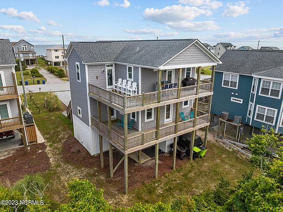 5th image of 3547 Island Drive