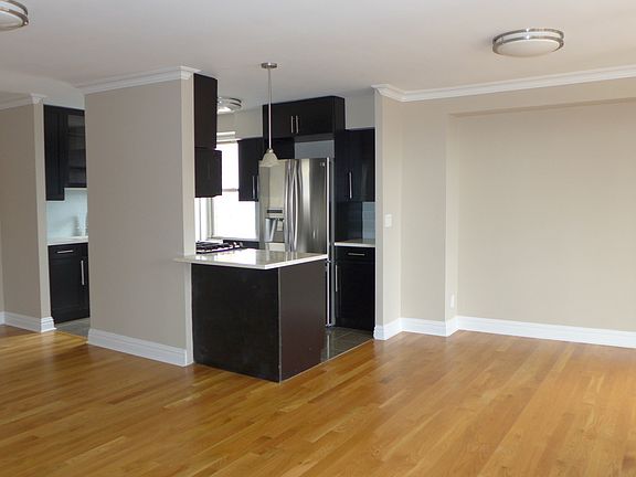 2nd image of 80 N Moore St APT 37B