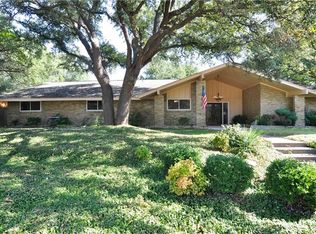 14910 Vistaridge Dr, Dallas, TX 75248