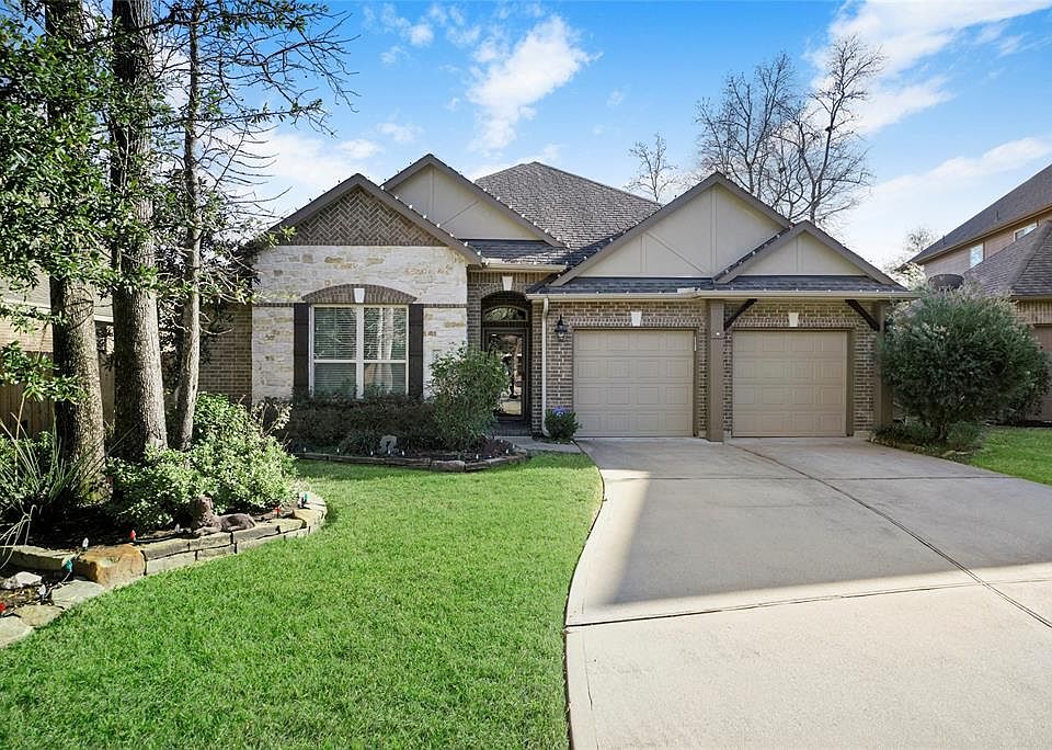 1st image of 165 Jaxxon Pointe Dr