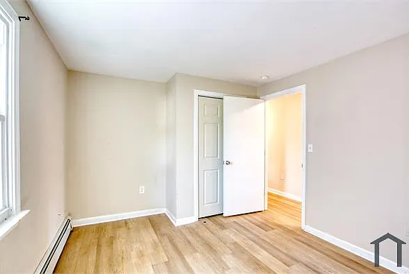 12 Martin St — Photo 5