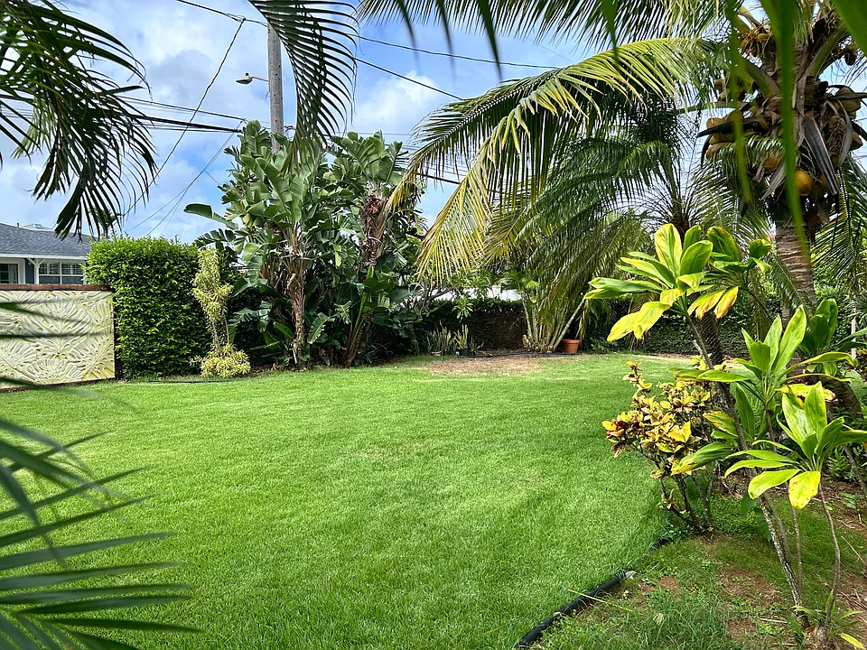 339 Olomana St