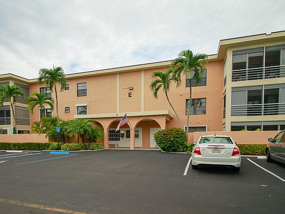 2nd image of 300 N Highway A1a #203-E