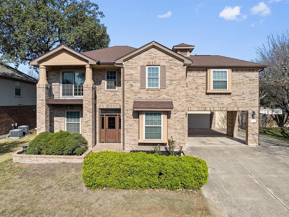 1st image of 3959 Lord Byron Cir