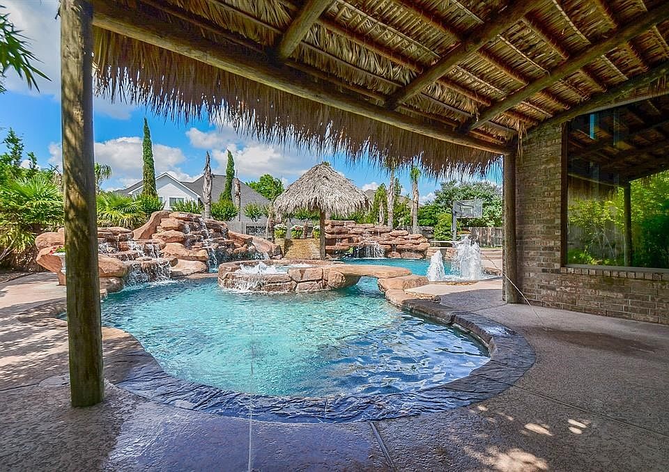This shaded area is perfect for sitting and relaxing while watching the kids or friends have a great time in the pool! It overlaps the pool that way you can sit in the pool and be shaded all at the same time!