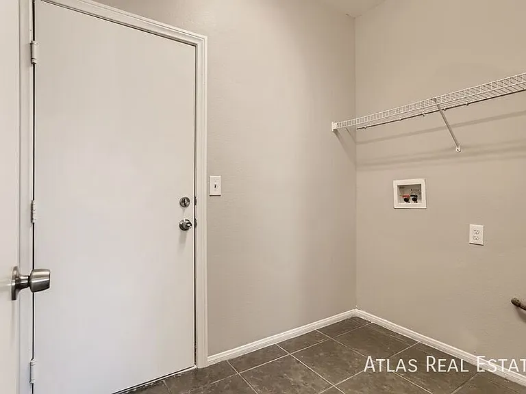 3528 Colby Creek Ave — Photo 25