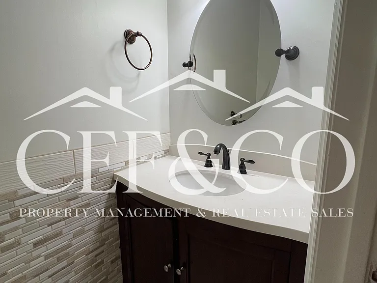 7 Summercreek Dr — Photo 5