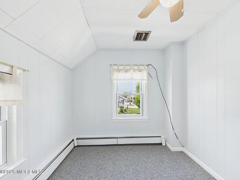 325 15th Ave — Photo 21