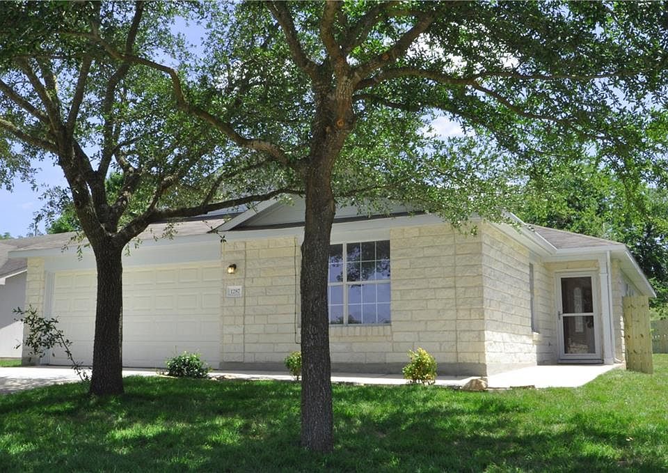 Lovely white limestone home 