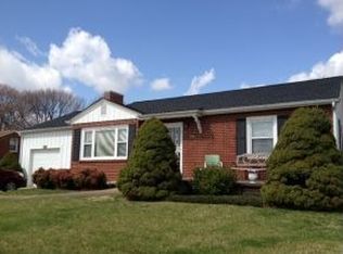 1114 Sevier Terrace Dr, Kingsport, TN 37660