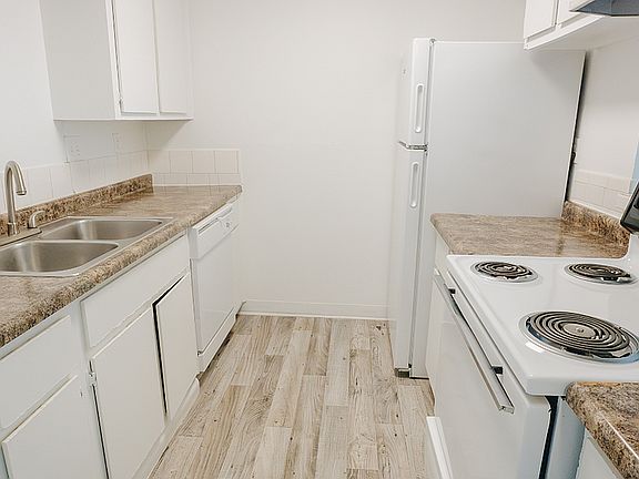 5th image of 6602 E Harry St #714